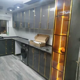 kuhuni garnitur gilyans