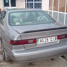 Toyota Camry 1999