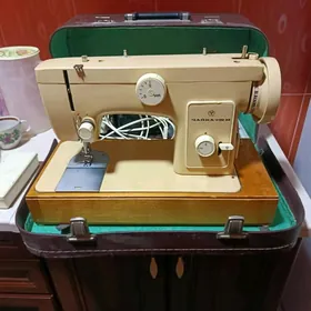 Швейная машинка чайка 132 М
