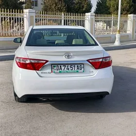 Toyota Camry 2016