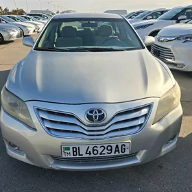 Toyota Camry 2011