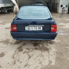 Opel Vectra 1990
