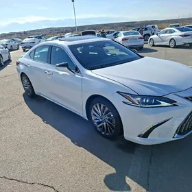 Lexus ES 350 2020