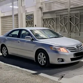 Toyota Camry 2010