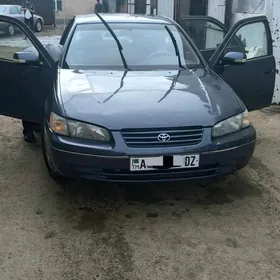 Toyota Camry 1998