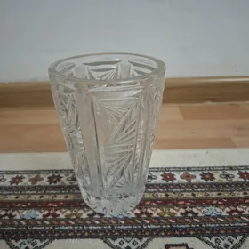 Хрустальный вазы