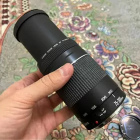 Obýektiw  Canon 75-300