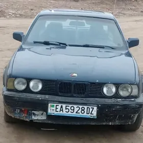 BMW 525 1988