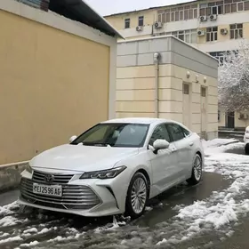 Toyota Avalon 2019