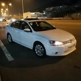 Volkswagen Jetta 2014