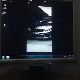 Настольный компютер