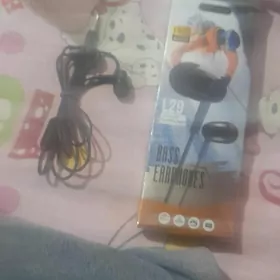 nauşnik wakumly täze