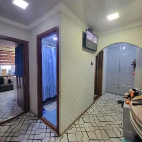  Satlyk jaý 2 etaž 2 kom 