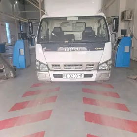 Isuzu Elf 2010