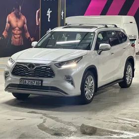 Toyota Highlander 2022