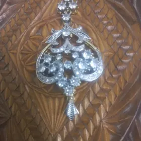 Kümüş hürem bujiteriýa