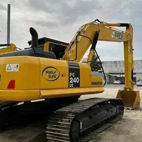 Komatsu PC360LC-11 2022