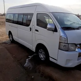 Toyota Hiace 2008