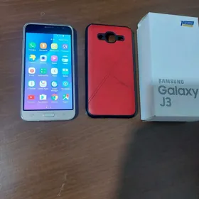 SAMSUNG J3  16