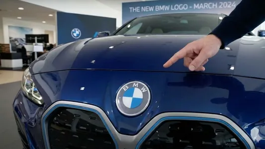 BMW fewral aýyndan başlap ähli modelleriniň nyşanyny täzelär