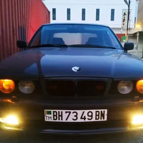 BMW E34 1989