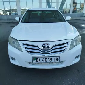 Toyota Camry 2010