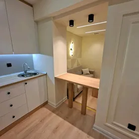 2Komnat 1nji Etaj Full