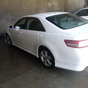 Toyota Camry 2011