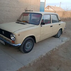 Lada 2104 1980