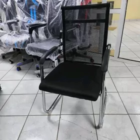 Офисный стул