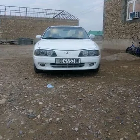 Mitsubishi Galant 1990