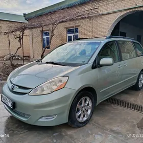 Toyota Sienna 2007