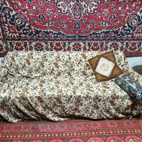 Тройка. Диван и кресла