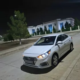 Hyundai Accent 2020