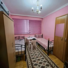 Мир 4, писательский дом