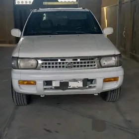 Nissan Pathfinder 1998