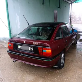 Opel Vectra 1990