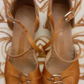 Туфли для бальных танцев