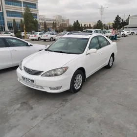 Toyota Camry 2004
