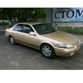Toyota Camry 1997