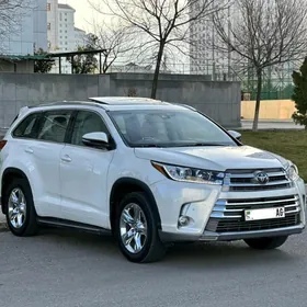 Toyota Highlander 2018