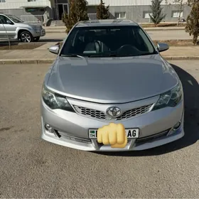 Toyota Camry 2013