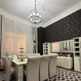 Нефтегаз Элитка 4 ком 8 этаж