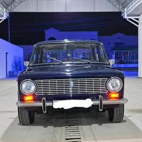 Lada 2104 2026