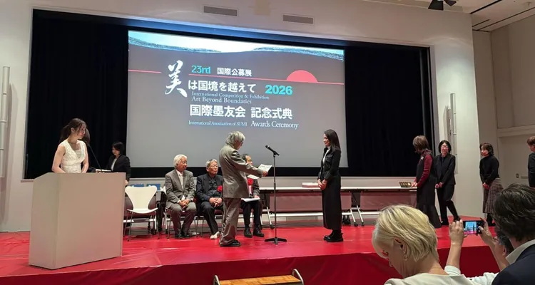 Работы туркменских школьников отметили на выставке «Искусство без границ» в Токио