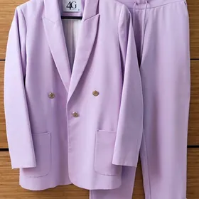 костюмы , пальто