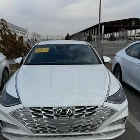 Hyundai Sonata 2021