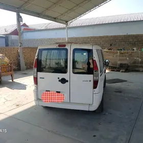 Fiat Doblo 2004