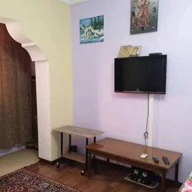 1ком гастинка 8мкр 2этаже