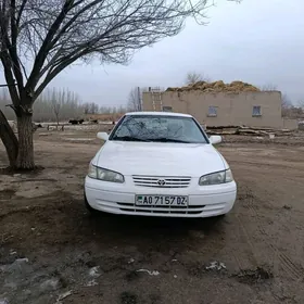 Toyota Camry 1999